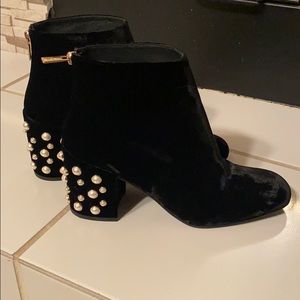 Stuart weitzman booties